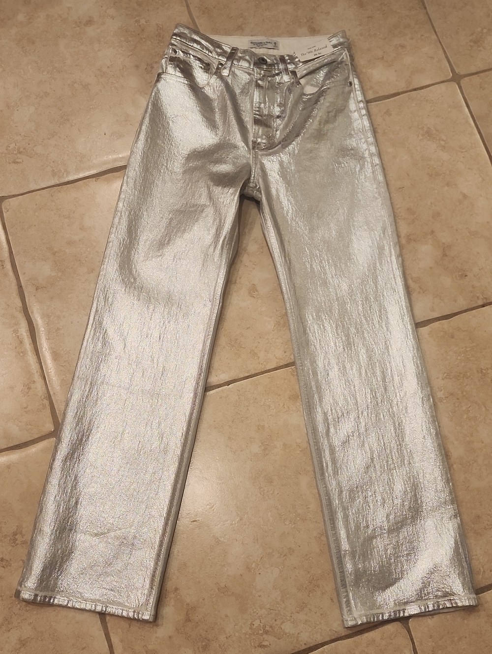 Abercrombie & Fitch Silver Straight-Leg Women’s Jeans